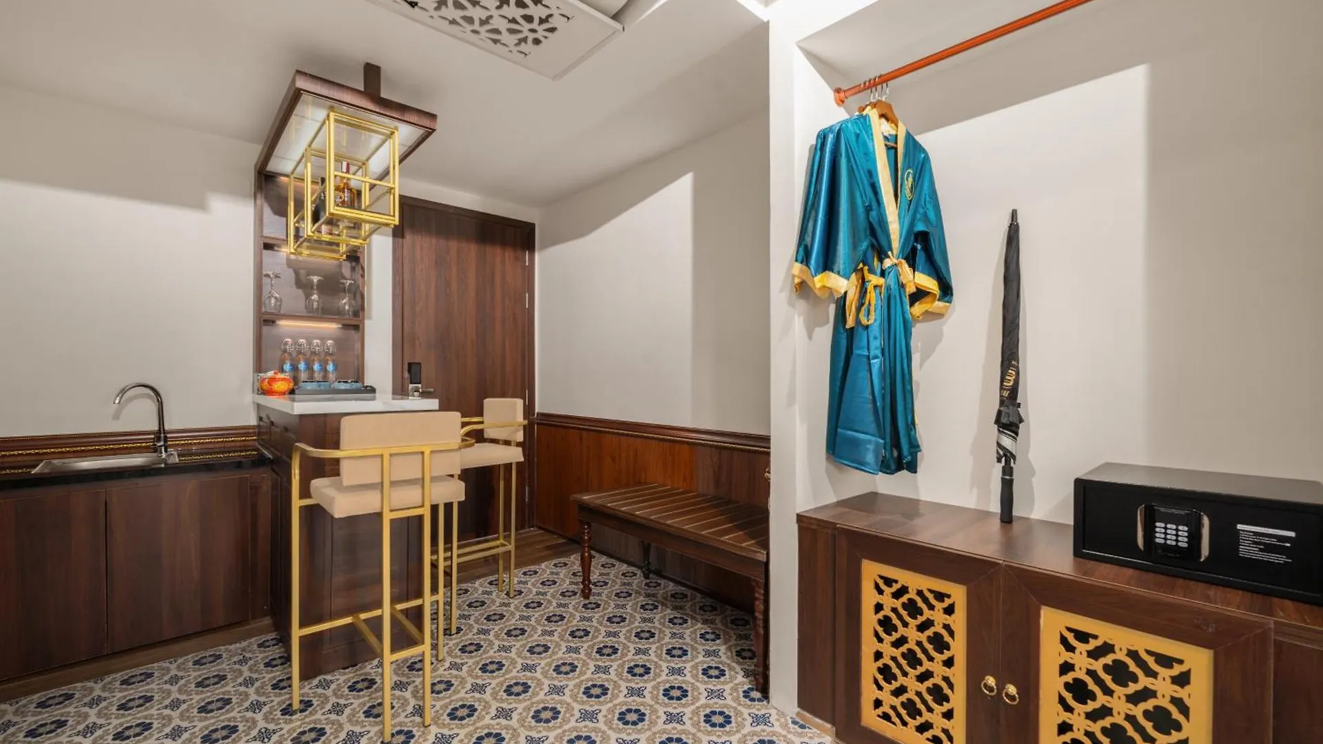 Bbl Luxury Hotel & Spa Hoi An