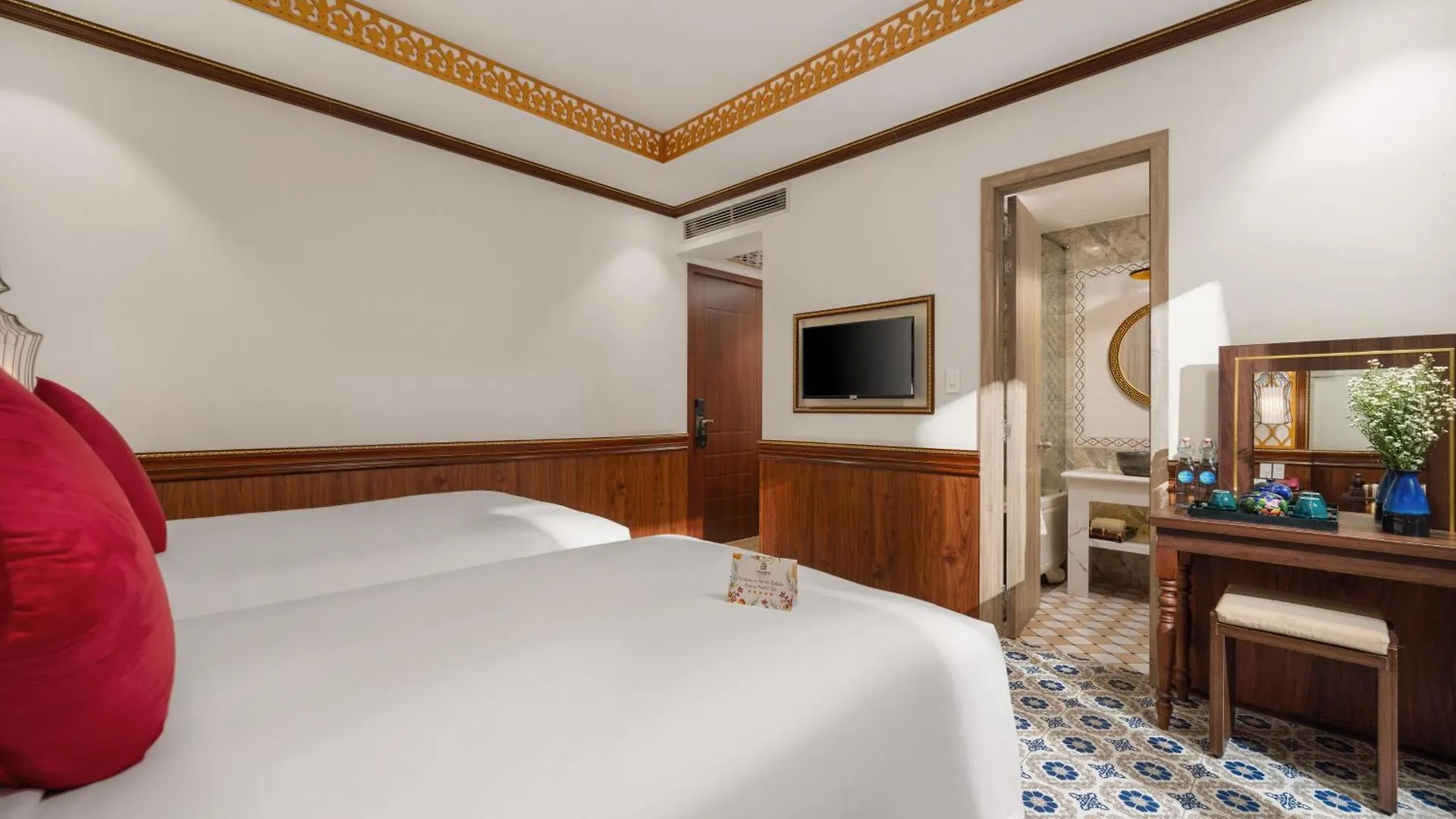 Bbl Luxury Hotel & Spa Hoi An
