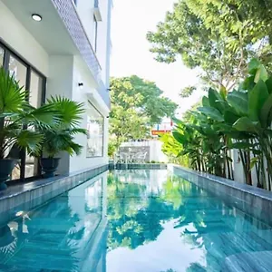 Hotel Thang 1
